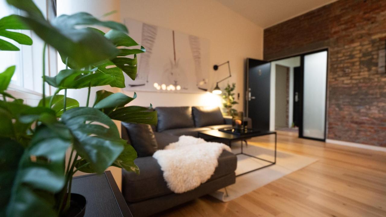 Broncks Apartment 5 - Modern 2-Bedroom In The Heart Of Tórshavn Exteriör bild
