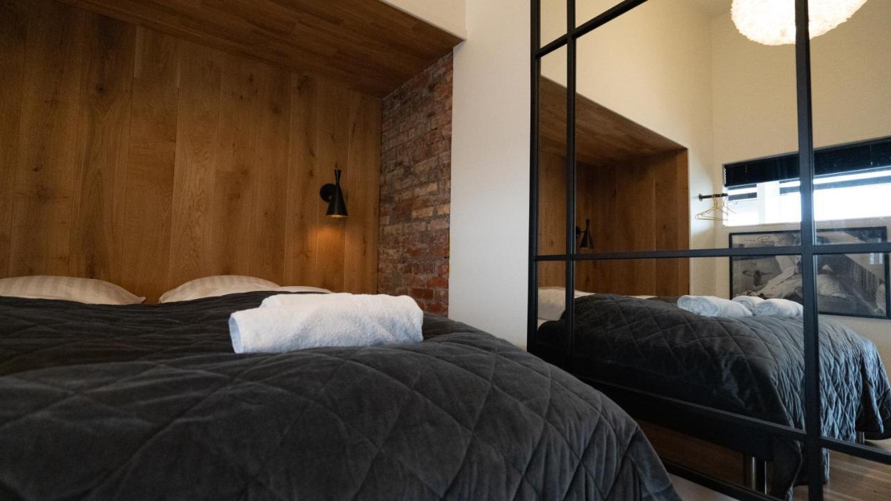 Broncks Apartment 5 - Modern 2-Bedroom In The Heart Of Tórshavn Exteriör bild