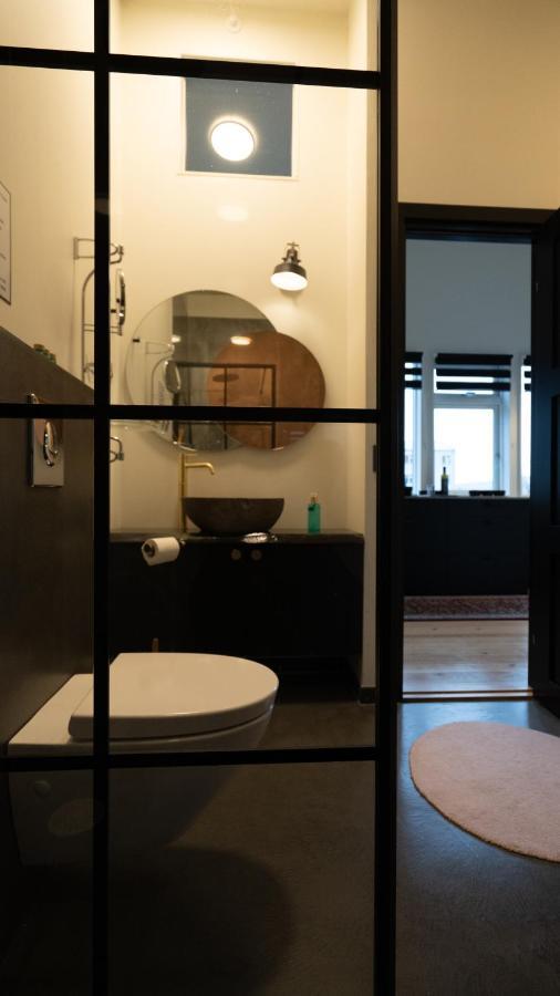 Broncks Apartment 5 - Modern 2-Bedroom In The Heart Of Tórshavn Exteriör bild